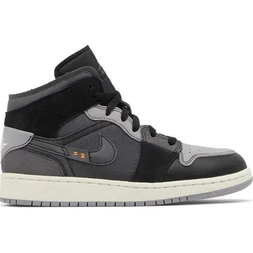 Air Jordan 1 'Inside Out Black' Mid