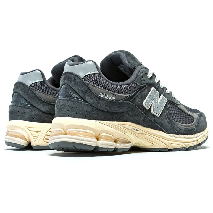 New Balance 2002R 'Black Dark Grey' Sneaker Offkicksinc